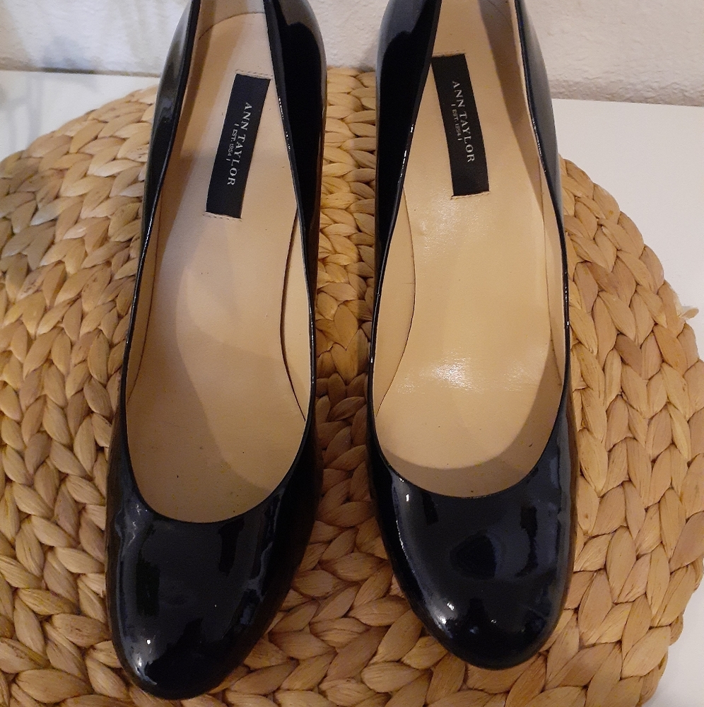 Ann taylor heels 7m